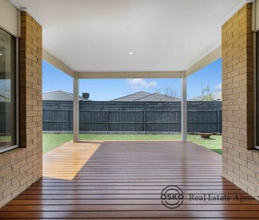 Modern Family Comfort in the Heart of Warralily Estate - Photo 4