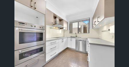 Ultra Large and Conveniently Located - Photo 5