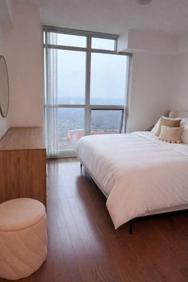 For Lease - 215 Sherway Gardens Road Unit# 2402, Toronto, Ontario - Photo 1