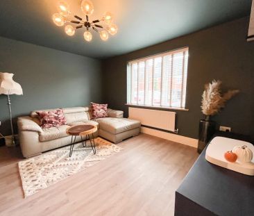 3 bed semi-detached house to rent in Garrett Drive, Reading, RG2 9LE - Photo 3