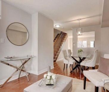 503 WHITE'S HILL AVENUE - Photo 1