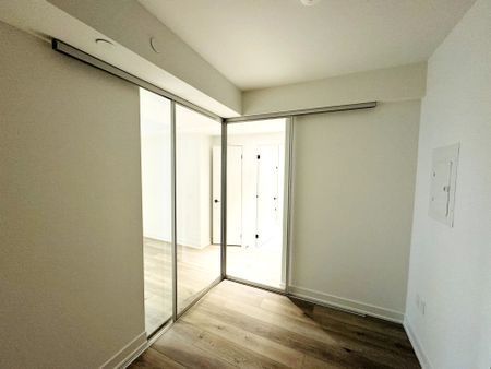 For Lease - 117 Broadway Avenue Unit# 420, Toronto, Ontario - Photo 5