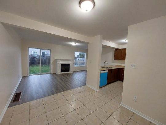 For Lease - 1513 Glenbourne Drive, Oshawa, Ontario - Photo 1