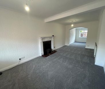 2 bedroom property to rent - Photo 1