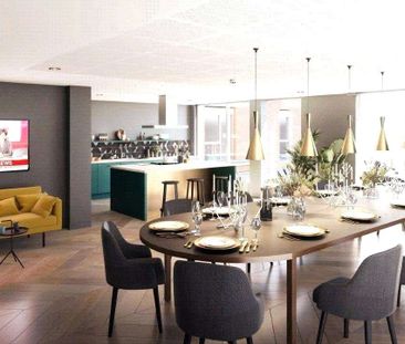 A 4th floor apartment to rent at the iconic Thames Quarter building... - Photo 1