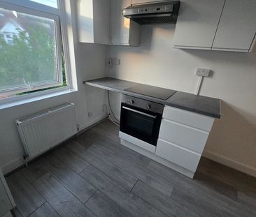 Room in a Shared House, Egerton Gardens, NW4 - Photo 5