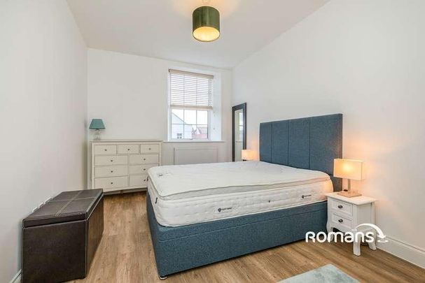 Captains Garden, Fishponds, Bristol, Somerset, BS16 - Photo 1