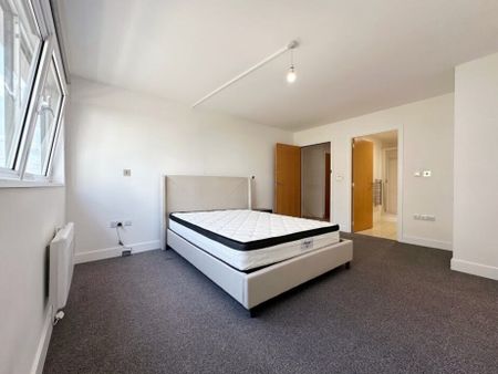 Albert Basin Way, Gallions Reach, London, E16 - Photo 5