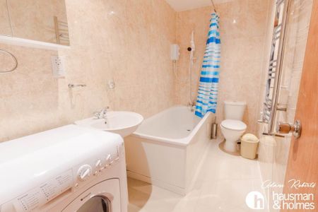 1 bedroom flat to rent - Photo 2