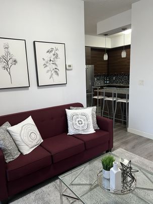 For Lease - 318 Spruce Street, Waterloo, Ontario - Photo 1