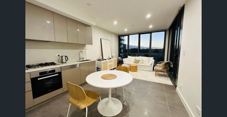 Fully furnished 1 bedroom apartment!!! Stunning and Spacious! - Photo 2