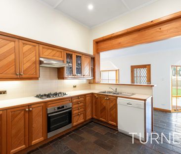 3 Bedroom Character Home - Photo 2