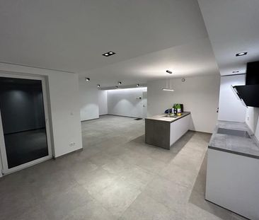 Appartement te huur - Foto 2