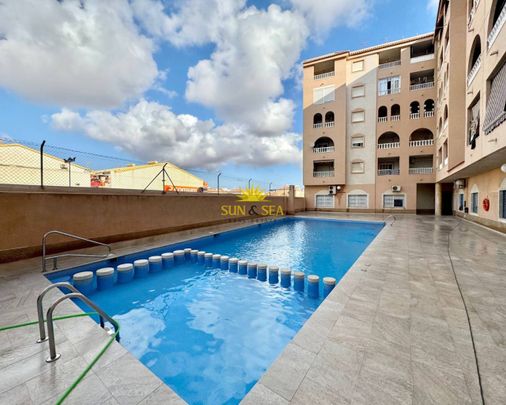 2 BEDROOM APARTMENT - TORREVIEJA - Photo 1