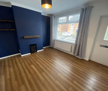 2 bedroom terraced house to rent - Photo 3
