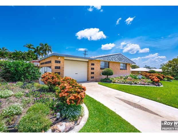 Large Frenchville Family Home In Prime Location! - Photo 1