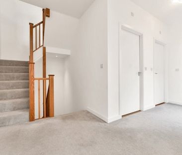 Hobson Road, Trumpington, Cambridge £5,000 pcm ⓘ The monthly or wee... - Photo 3