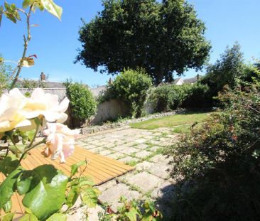 3 bedroom detached bungalow to rent - Photo 5