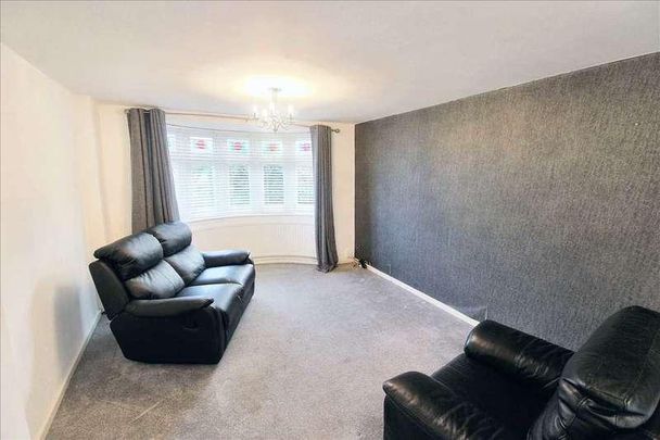 Moorfields Avenue, Eastwood, Nottingham, NG16 - Photo 1