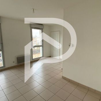 Appartement 2 pièces 40m2 REIMS 505 euros - Photo 1