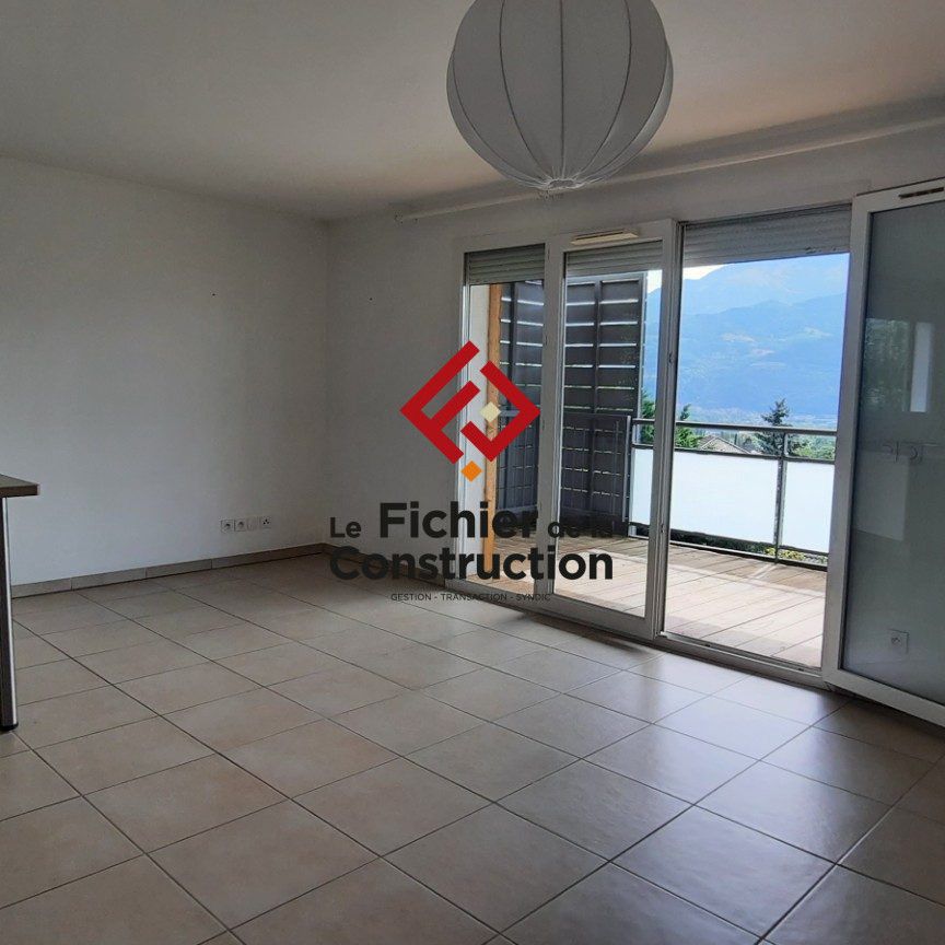 Location Appartement 3 pièces 63m² ST ISMIER 38330 - Photo 1