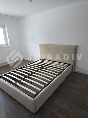 Casa cu 4 camere, recent renovata, 2 parcari- zona Rivus - Photo 2