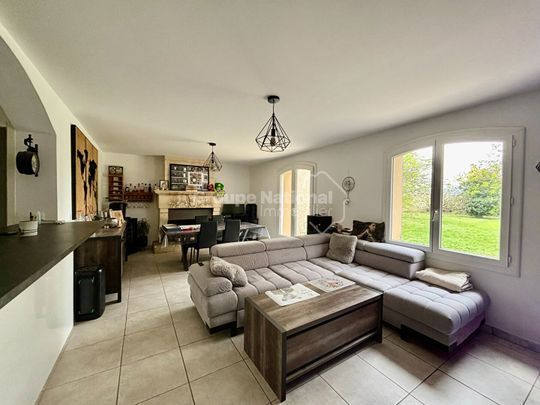 Location maison 113.51 m², Saint etienne du gres 13103 Bouches-du-Rhône - Photo 1