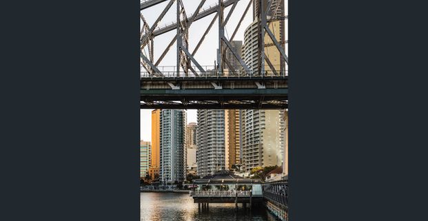 Furnished 3 Bedroom Apartment - Walk to James St & HSW - Photo 1