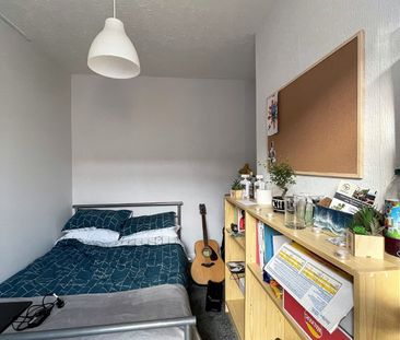 5 Bed Terraced House, Roebuck Road, S6 - Photo 2