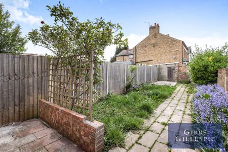 3 bedroom terraced house to rent - Photo 5