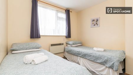 3-bedroom apartment to rent in Drimnagh, Dublin - Photo 5