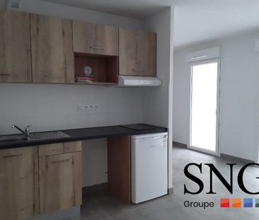 T2 AVEC TERRASSE ET DEUX PARKINGS - Photo 3