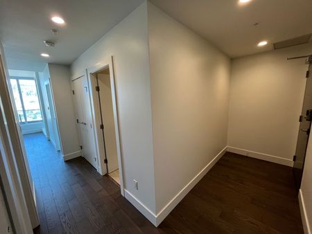 NEW One Water Street - 1 bed/1 bath - Photo 2