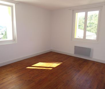 Location Appartement 4 pièces 78m² VALS LES BAINS 07600 - Photo 5