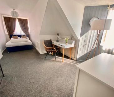 2 bedroom apartment to rent - Photo 6