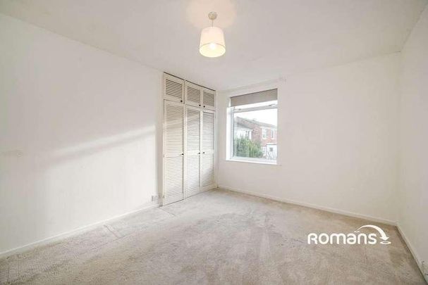 Ullswater, Bracknell, RG12 - Photo 1