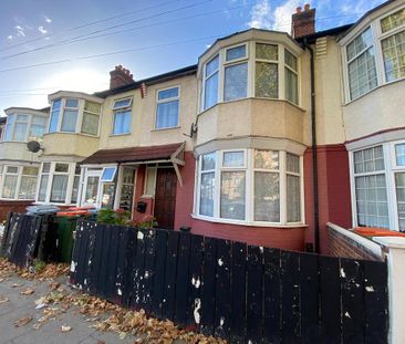 3 bedroom terraced house to rent - Photo 4