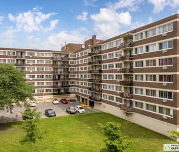239, Boulevard Deguire, Saint-Laurent à louer - Photo 3