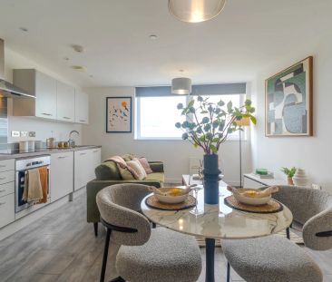 2 bedroom flat to rent - Photo 2