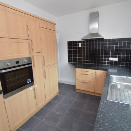 2 Bedroom End of Terrace - Photo 1