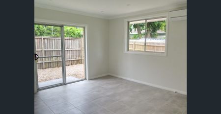 MODERN, SPACIOUS - GRANNY FLAT - Photo 2