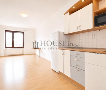 Pronájem bytu 1+kk 31 m2 - Fotografie 3