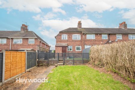 3 bed terraced house to rent in Moran Road, Silverdle, Newcastle-under-Lyme - Photo 4