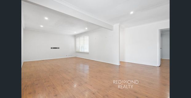 Fantastic Location & Move-In Ready! - Photo 1