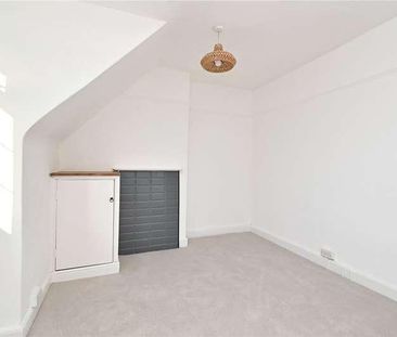Top Flat, Church Street, Basingstoke, RG21 - Photo 1