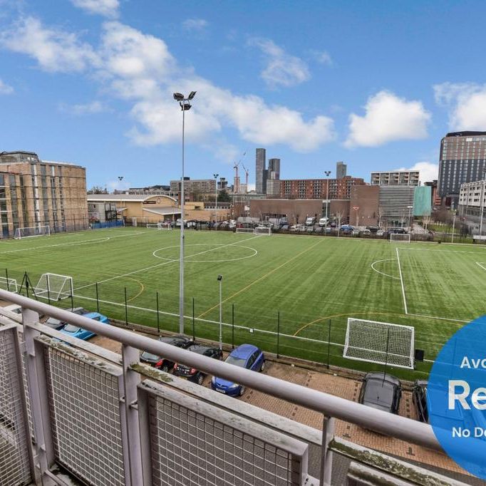 2 bedroom flat to rent - Photo 1