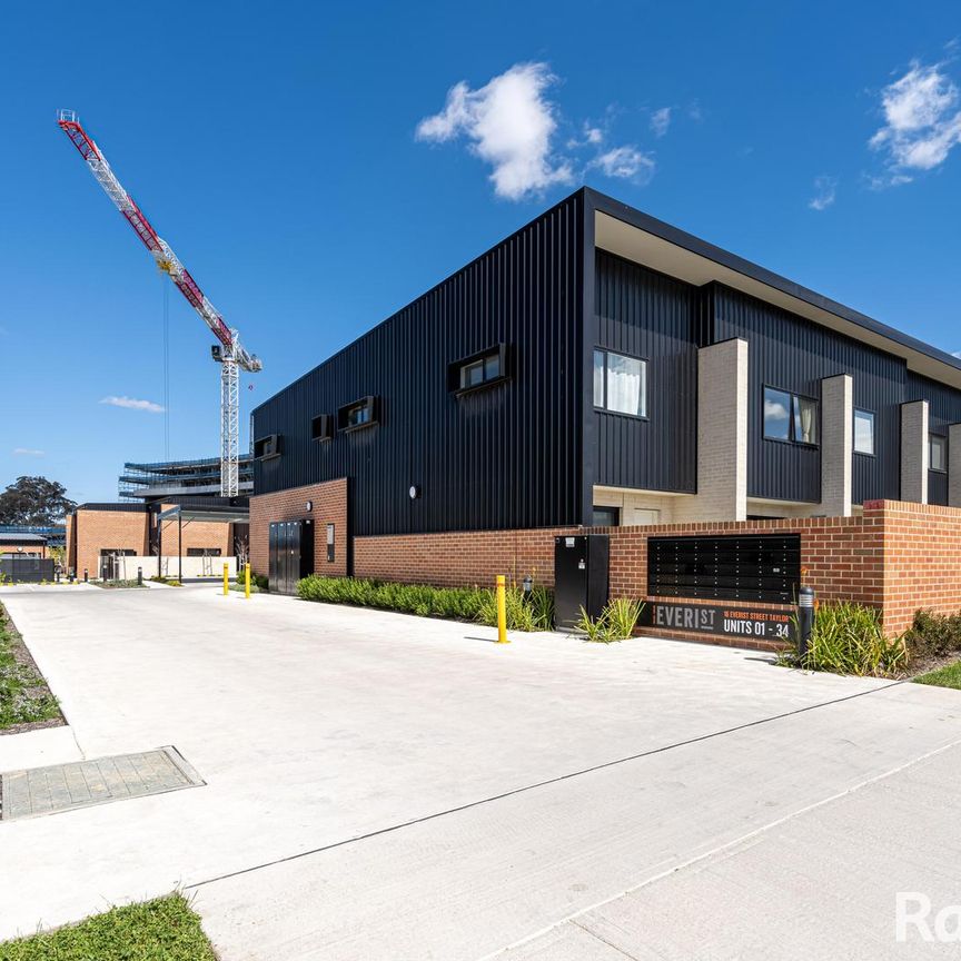 31/16 Everist Street, Taylor ACT 2913 - House For Rent | Domain - Photo 1