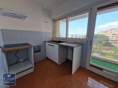 Location Appartement 2 pièces 37m² FREJUS 83600 - Photo 3