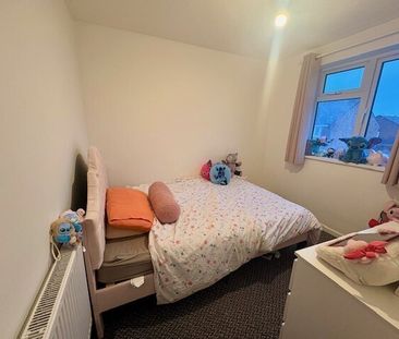 Welland Gardens - Photo 4