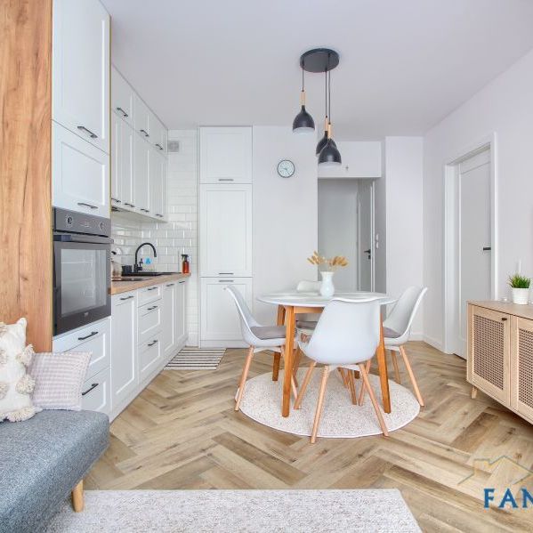 Przytulne 2 pokoje + GARAŻ | Ul. Niecia, STAROMIEŚCIE - Zdjęcie 1